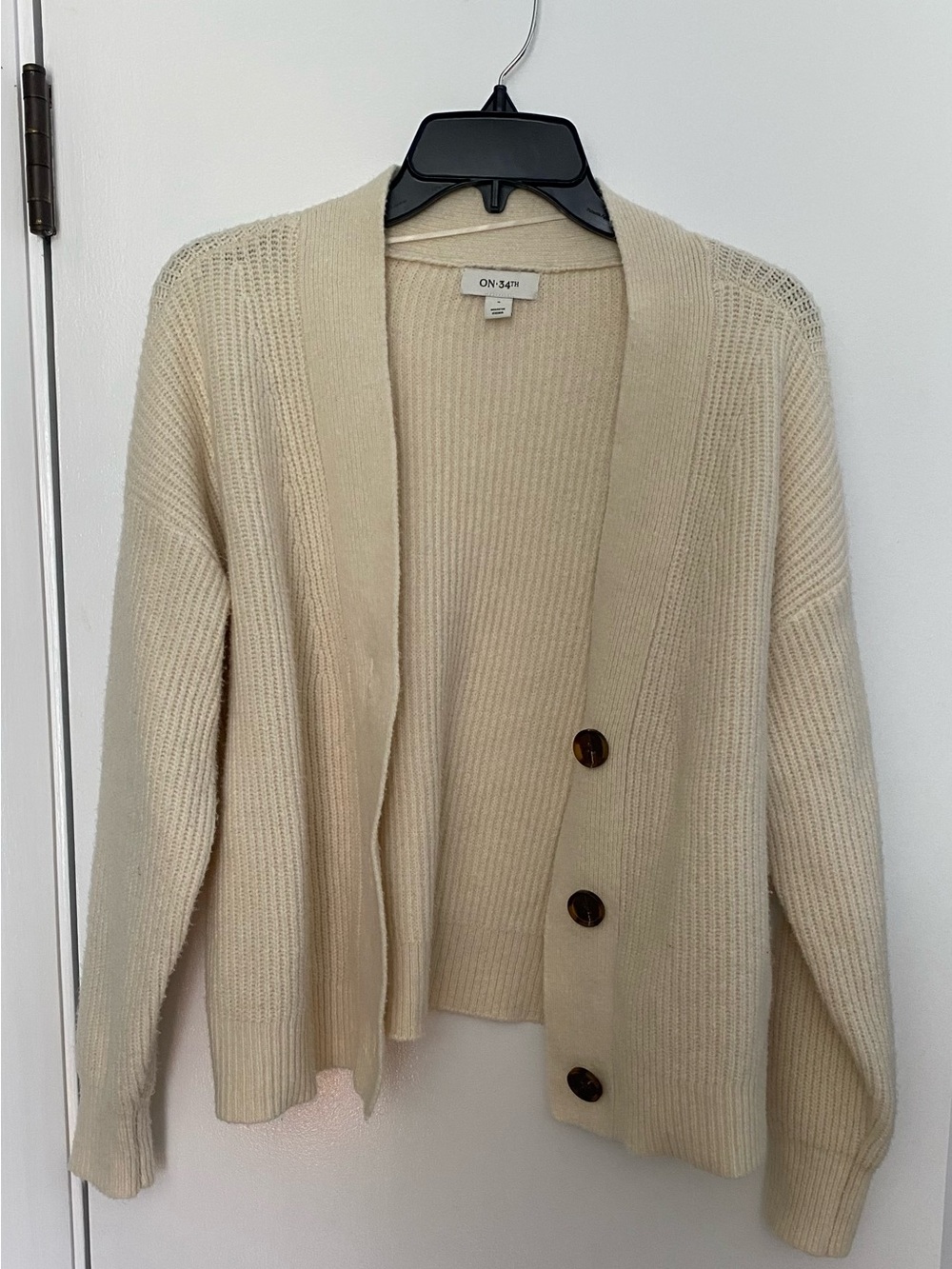 Cream Button-Front Rib Knit Cardigan - Picture 5 of 8